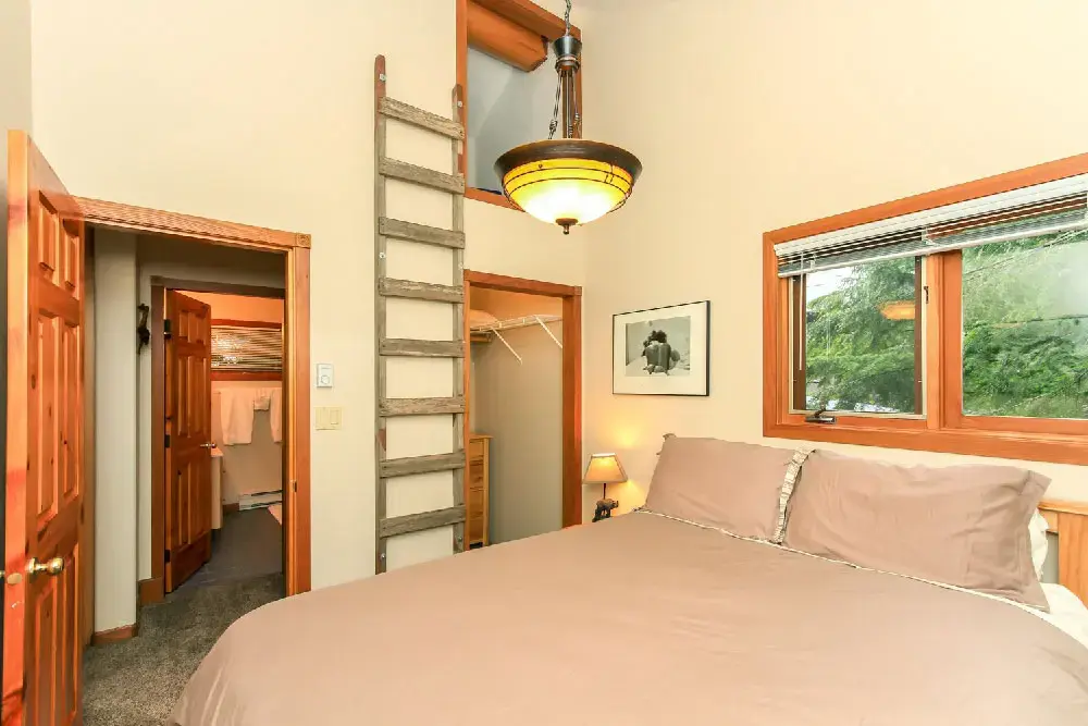 Whistler Chalet Bedroom